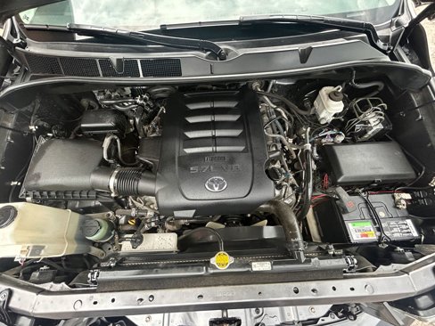 Used 2015 Toyota Sequoia SR5 image 54