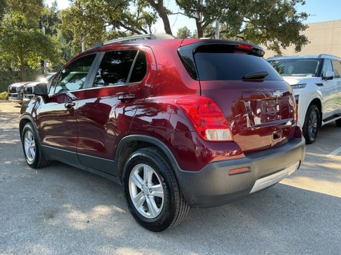 Used 2016 Chevrolet Trax LT w/ LT Sun and Sound Package image 5