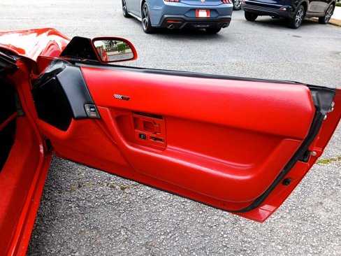 Used 1991 Chevrolet Corvette Convertible image 14