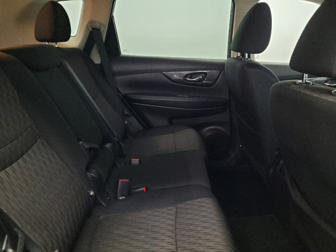 Used 2019 Nissan Rogue SV image 19