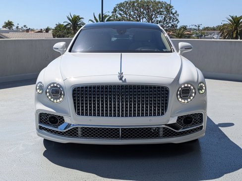 Certified 2021 Bentley Flying Spur W12 image 10