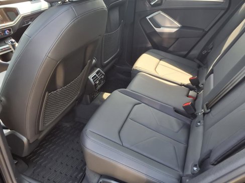 New 2025 Audi Q3 2.0T Premium image 8