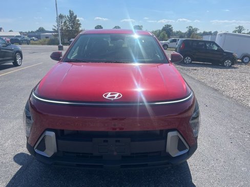 Used 2025 Hyundai Kona SE image 3