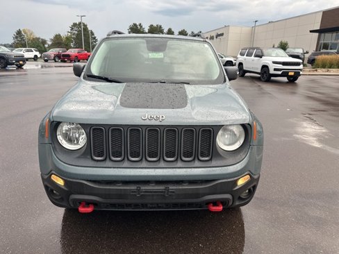 Used 2015 Jeep Renegade Trailhawk image 4