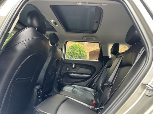 Used 2017 MINI Cooper Clubman ALL4 image 22