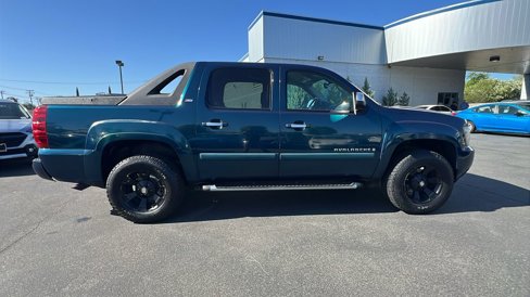 Used 2007 Chevrolet Avalanche LT w/ LT Preferred Equipment Group image 3