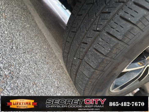 Used 2018 Dodge Journey SE w/ Blacktop Package image 25