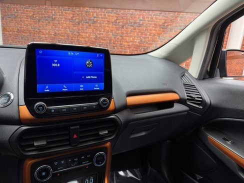 Certified 2021 Ford EcoSport SE w/ SE Appearance Package image 17