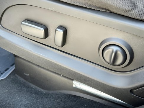 Used 2016 Chevrolet Traverse LT image 36