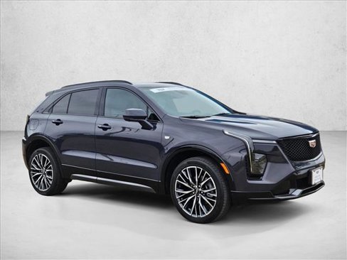 Certified 2025 Cadillac XT4 Sport image 3