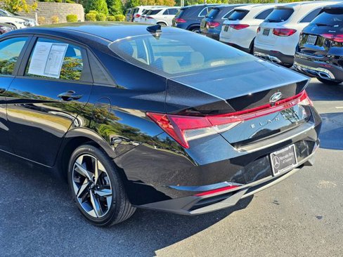 Used 2023 Hyundai Elantra SEL w/ Convenience Package image 13
