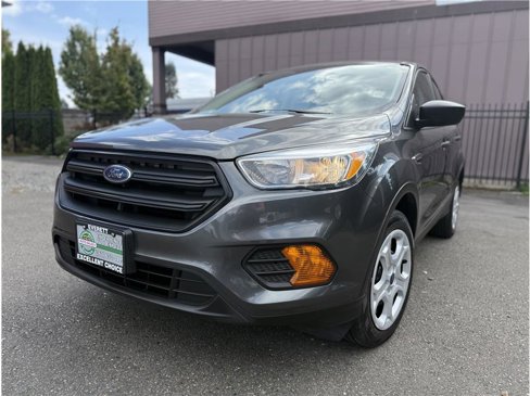 Used 2017 Ford Escape S image 1