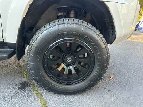 Used 2019 Toyota 4Runner TRD Off-Road Premium image 13