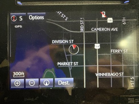 Used 2018 Toyota Prius Three Touring image 8