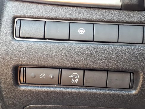 Used 2023 Nissan Rogue SV image 26