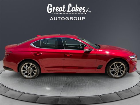 Used 2022 Genesis G70 2.0T image 6