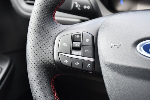 New 2025 Ford Escape ST-Line w/ Tech Pack #1 image 31