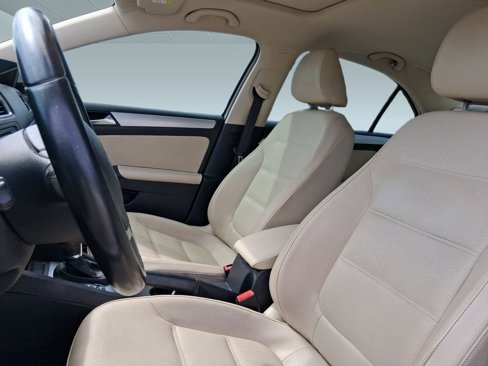 Used 2012 Volkswagen Jetta SEL image 23