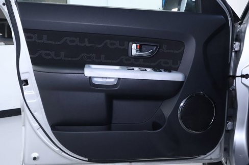 Used 2012 Kia Soul + image 10