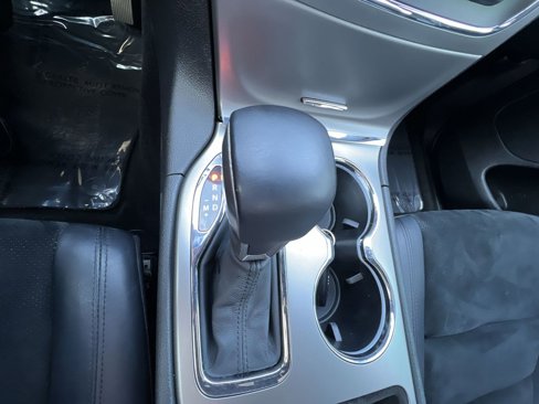 Used 2018 Jeep Grand Cherokee Altitude image 16