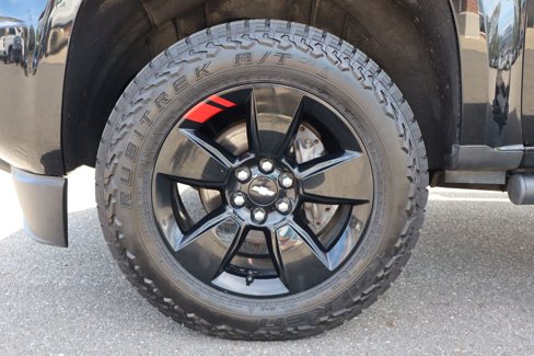 Used 2019 Chevrolet Colorado LT w/ Redline Special Edition image 24
