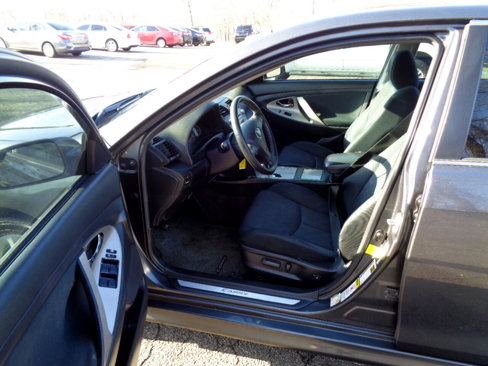 Used 2011 Toyota Camry SE image 15