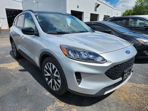 Used 2020 Ford Escape SE Sport image 1