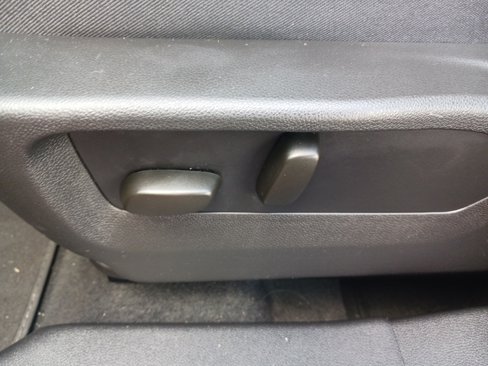 Used 2023 Buick Envision Essence image 12