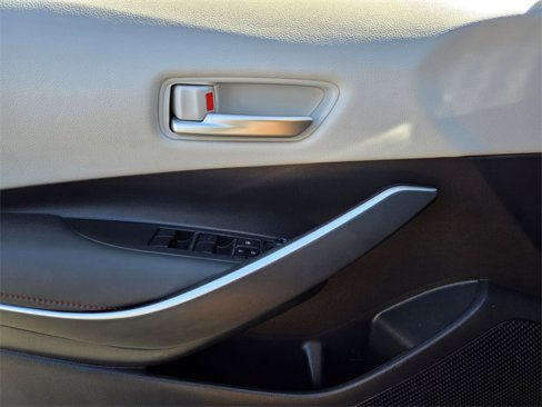 Certified 2023 Toyota Corolla SE image 18