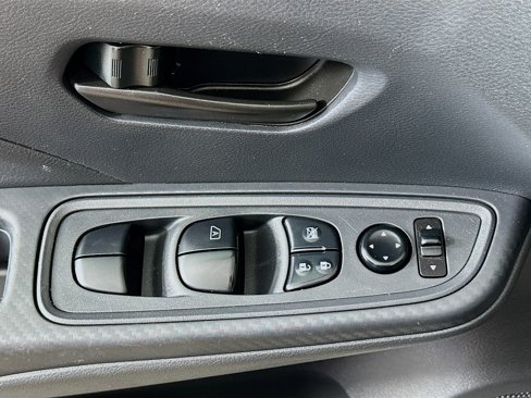 Used 2024 Nissan Versa S w/ Trunk Package image 15