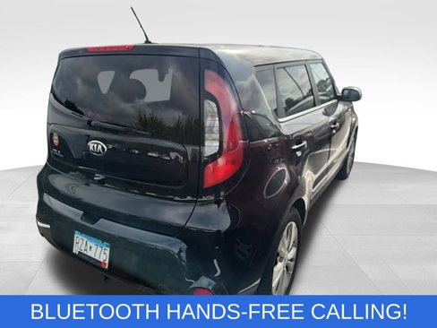 Used 2016 Kia Soul + image 2