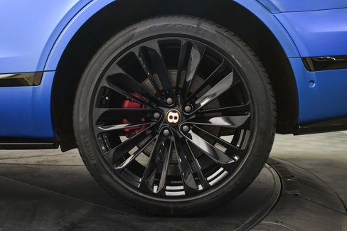 Used 2020 Bentley Bentayga Speed image 30