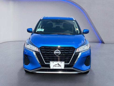 Used 2023 Nissan Kicks SV image 9