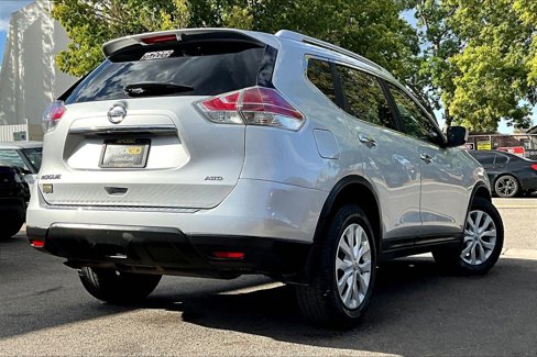 Used 2016 Nissan Rogue S w/ Appearance Package image 2