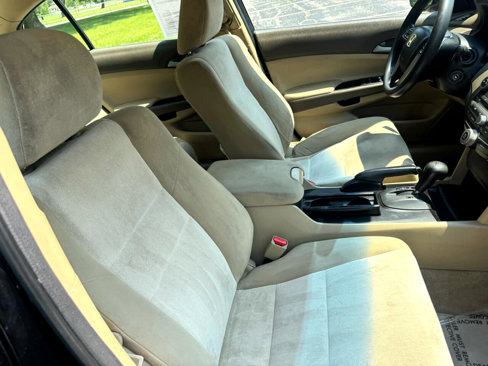 Used 2010 Honda Accord LX-P image 26
