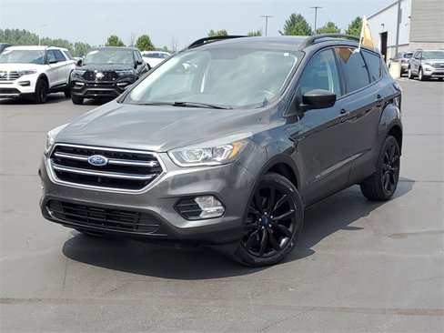 Used 2017 Ford Escape SE w/ Equipment Group 201A image 33