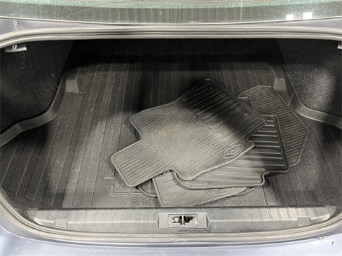 Used 2017 Subaru Legacy 2.5i Premium image 26