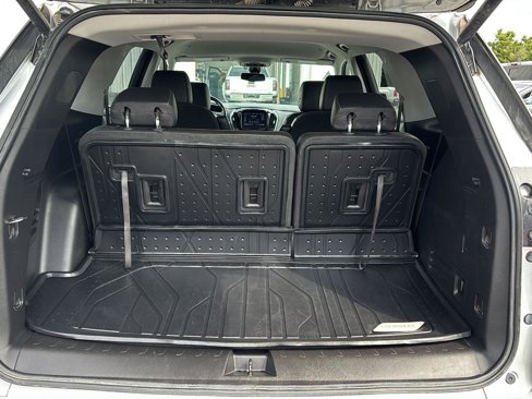 Used 2020 Chevrolet Traverse Premier image 21