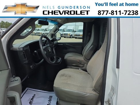 Used 2017 Chevrolet Express 3500 image 15