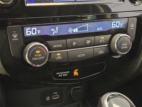 Used 2018 Nissan Rogue SL image 23
