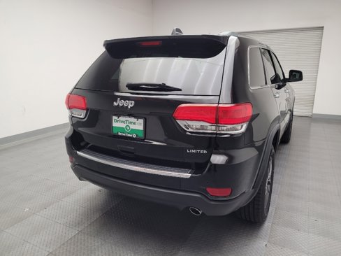 Used 2018 Jeep Grand Cherokee Limited image 7