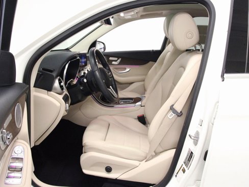 Used 2020 Mercedes-Benz GLC 300 4MATIC image 17