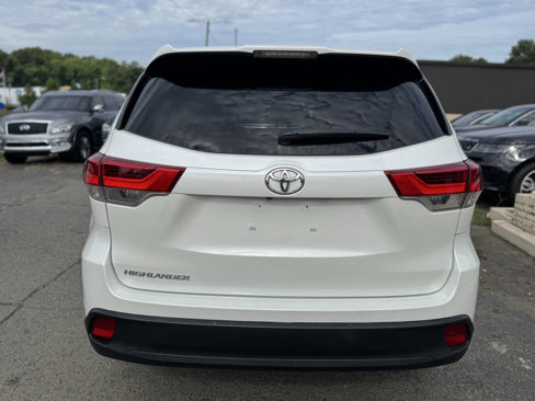 Used 2018 Toyota Highlander Plus image 5