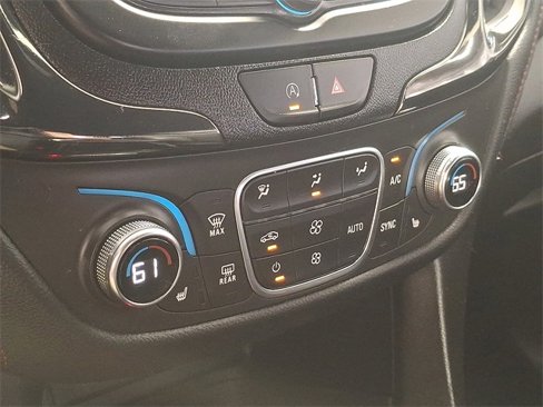 Used 2022 Chevrolet Equinox RS image 19