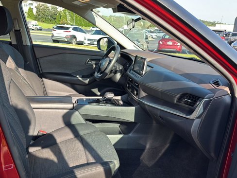 Used 2021 Nissan Rogue S image 10