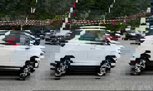 Used 2022 Chevrolet Equinox LT image 6