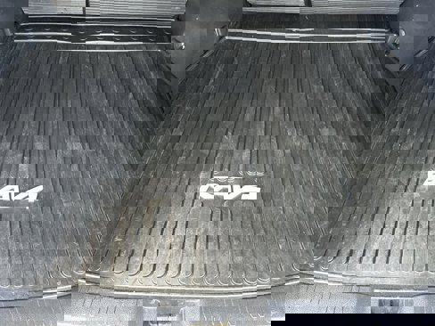 Used 2019 Toyota RAV4 LE image 15