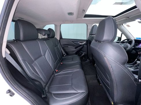 Used 2020 Subaru Forester Limited image 17