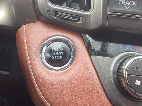Used 2013 Toyota RAV4 Limited image 14