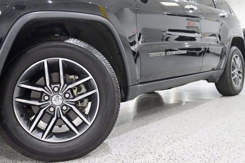 Used 2018 Jeep Grand Cherokee Limited image 4